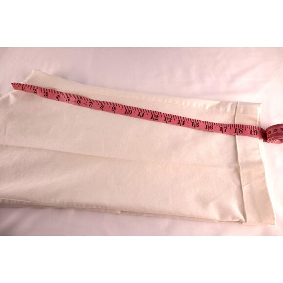 Larry Levine Size 8P Petite White Capris with Gold Buckle Details - Picture 9 of 9